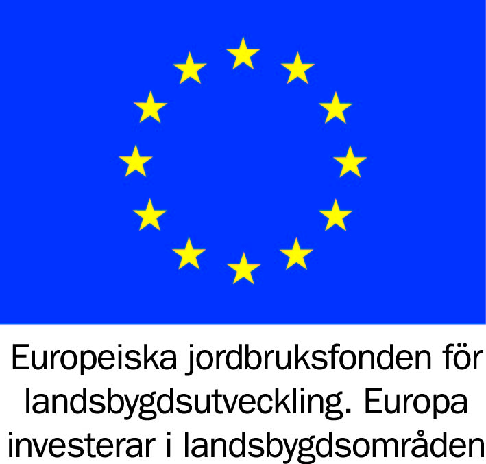 EU:s flagga med texten Europeiska jordbruksfonden för landsbygdsutveckling. Europa investerar i landsbygdsområden.